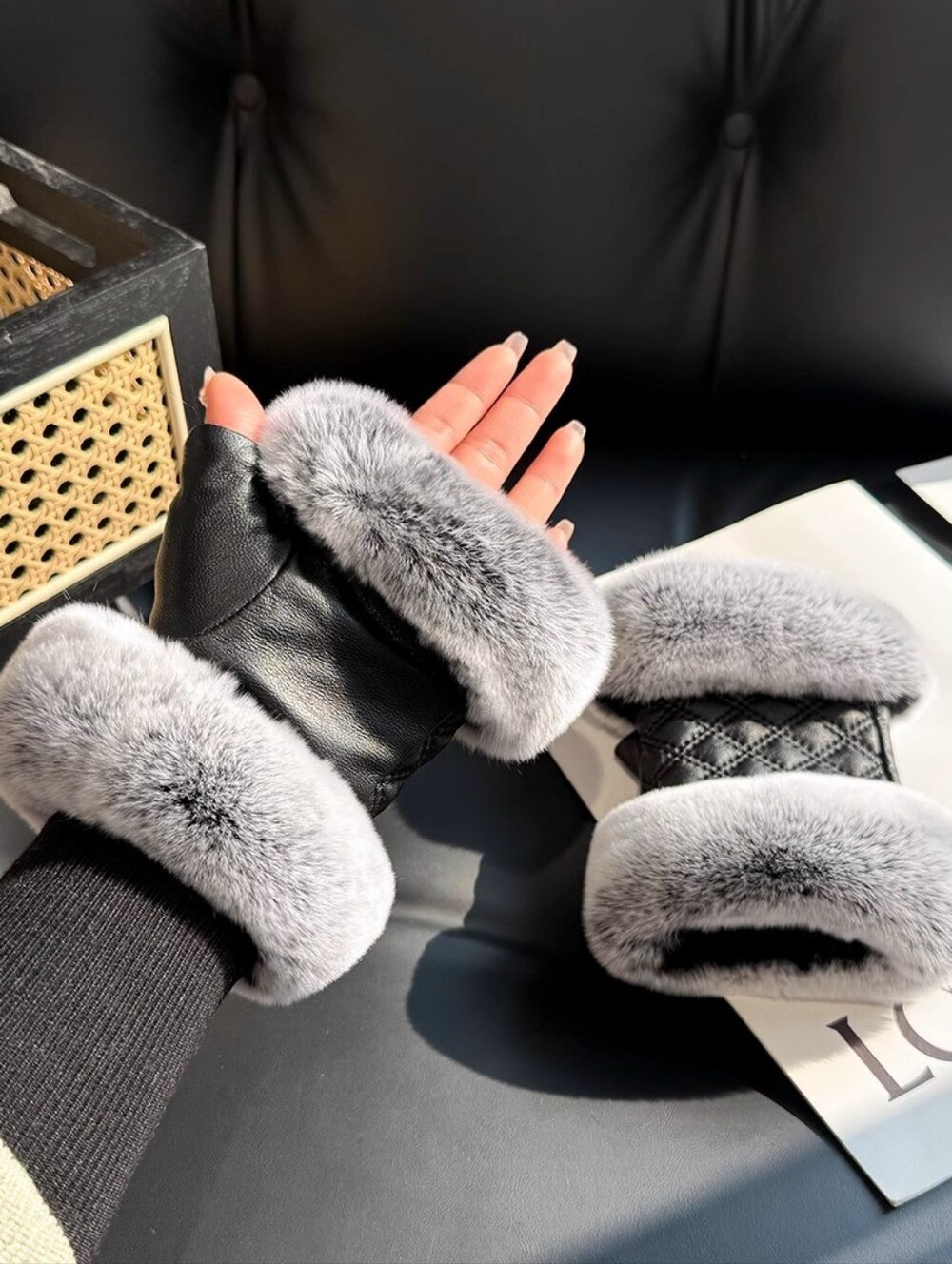 Genuine Sheepskin Leather Fingerless Gloves with Real Rex Rabbit Fur - Picture 3 of 5